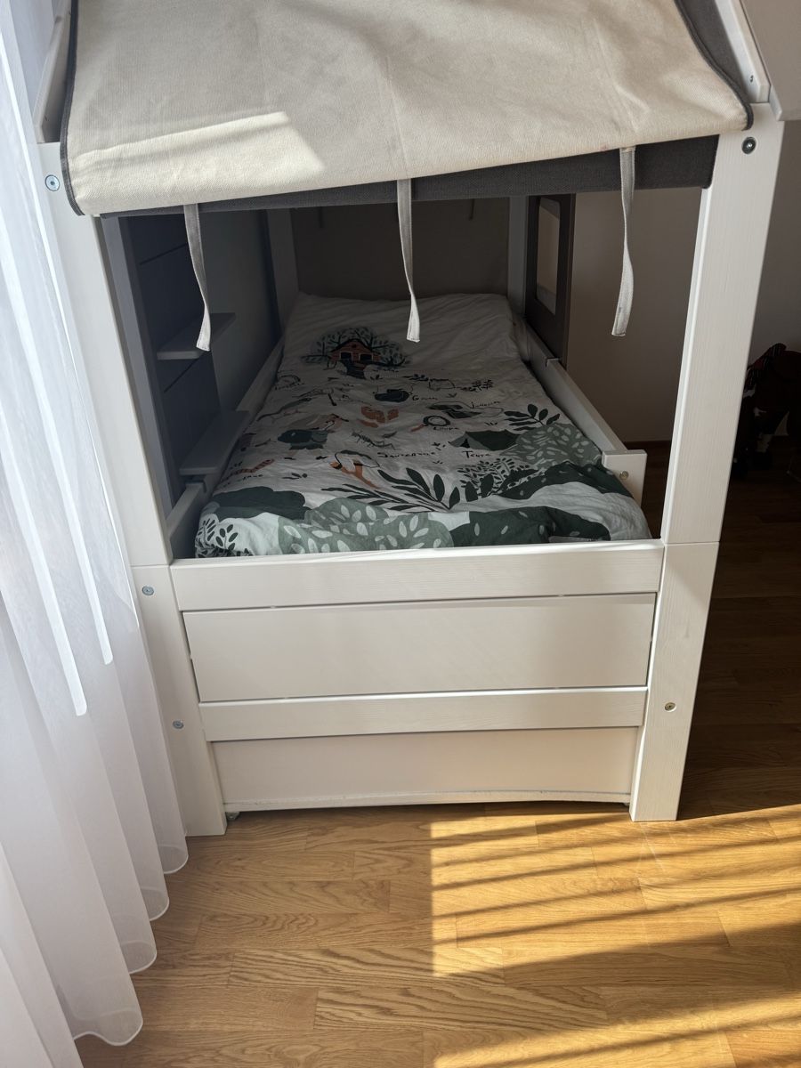 Letti: Lifetime Kinderbett Hideout – Usato da Zürich venduto da joal2 4