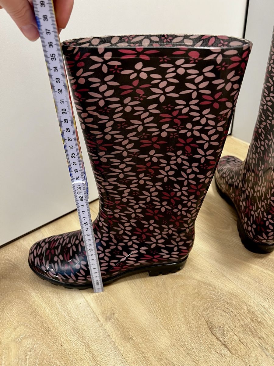 Scarpe da donna: Geblümte Regenstiefel, Größe 40 – Usato da Zürich venduto da GOJ_fr6c 6
