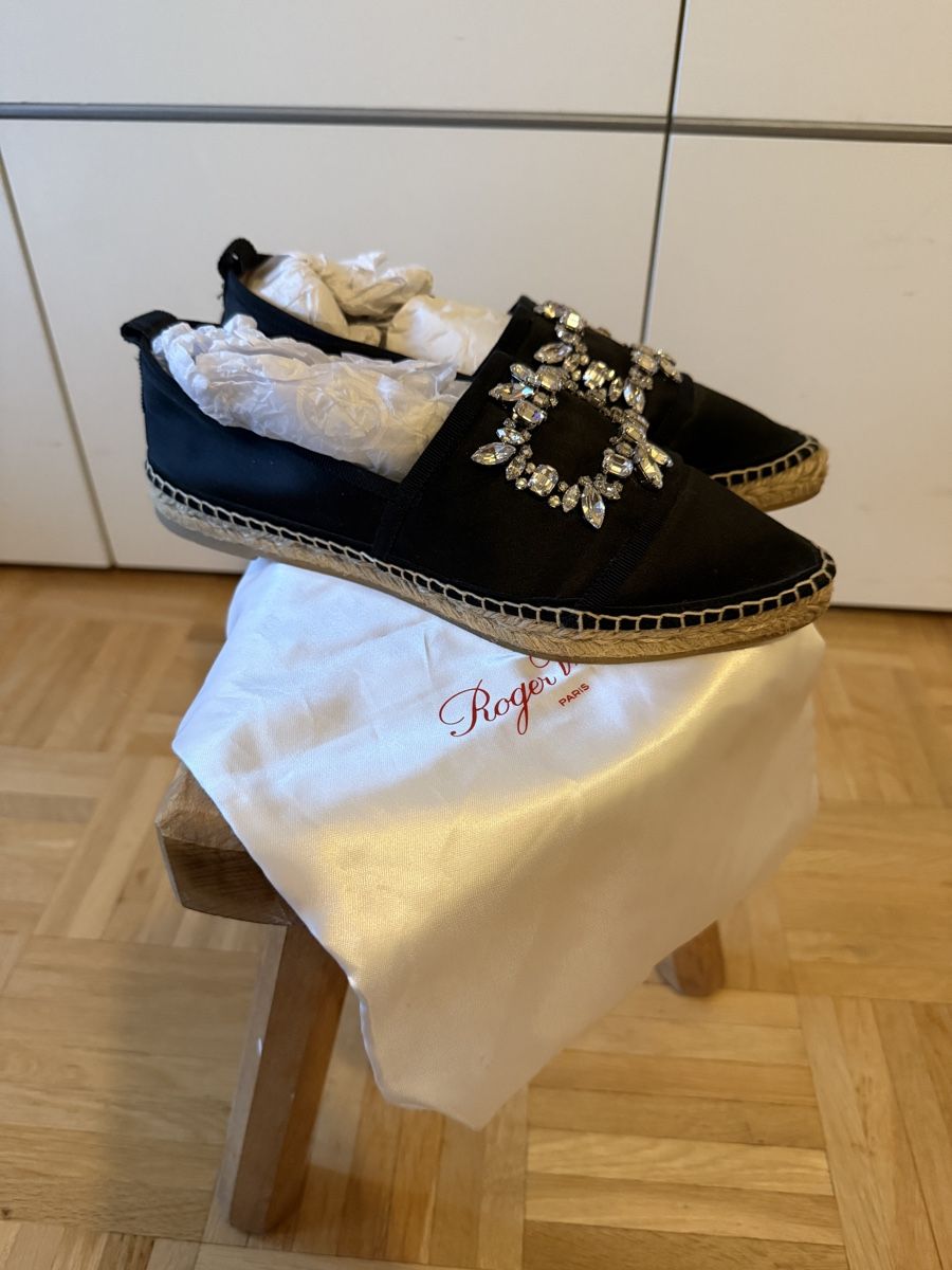 Scarpe da donna: Roger Vivier Satin Espadrilles – Nuovo (secondo la descrizione) da Versoix venduto da pen_6hgs 7
