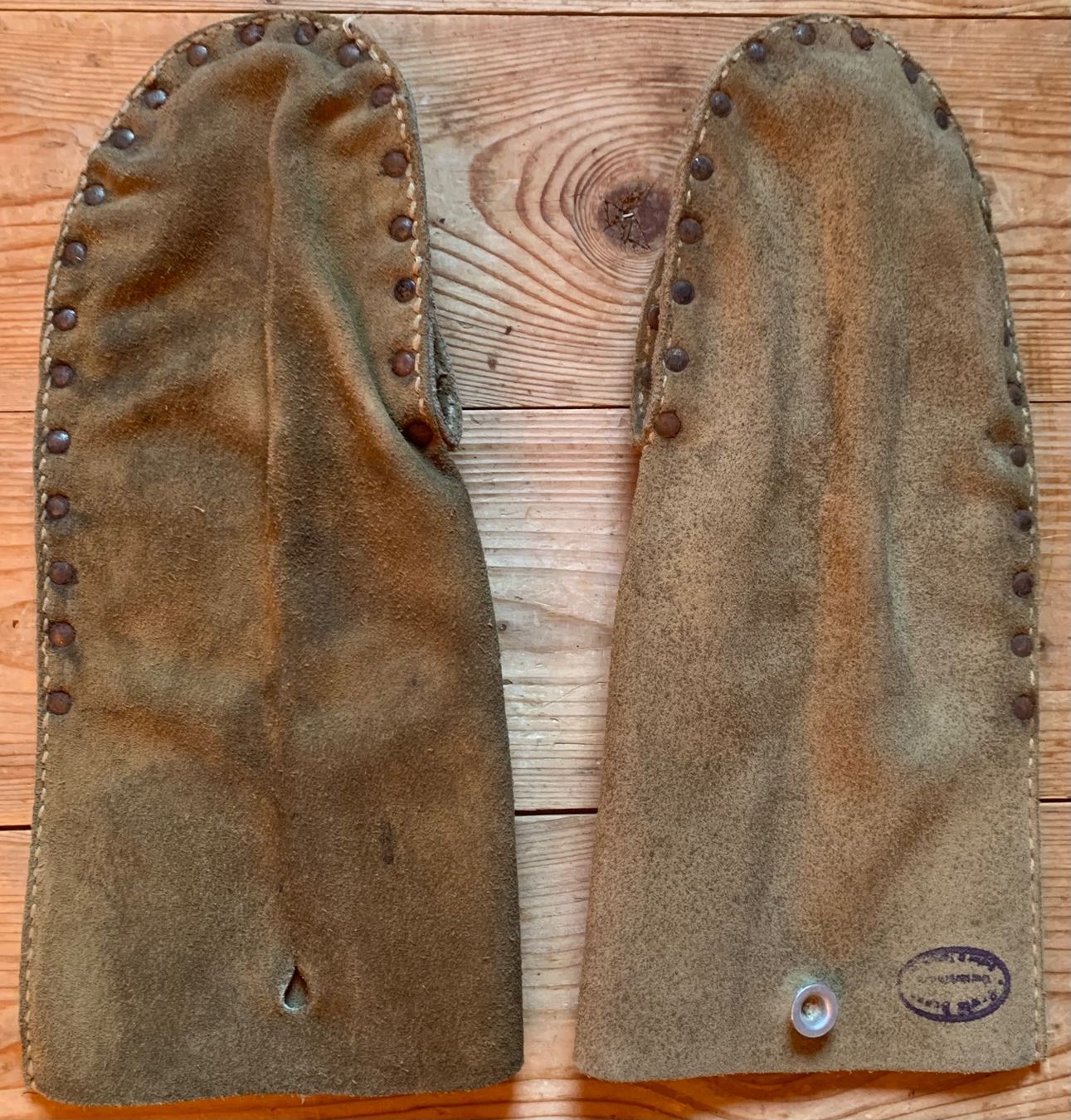 Schweizer Armee Guanti & manicotti: Stacheldraht-Handschuhe der CH Armee – Usato da Goldingen venduto da Bergler012 1