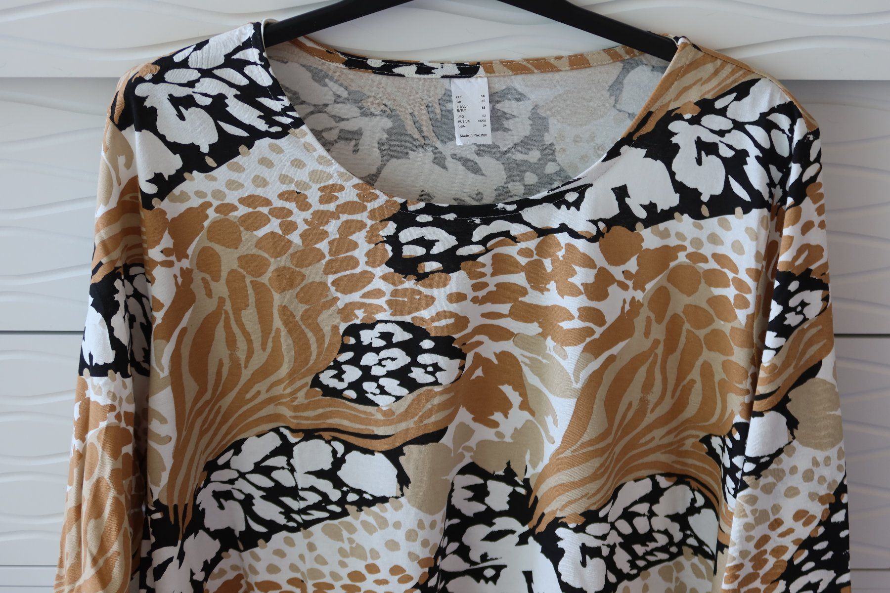 T-shirt: Damenshirt Grösse 56, 100% Baumwolle - NEU – Nuovo e nell'imballaggio originale da Zürich venduto da Piki7 1