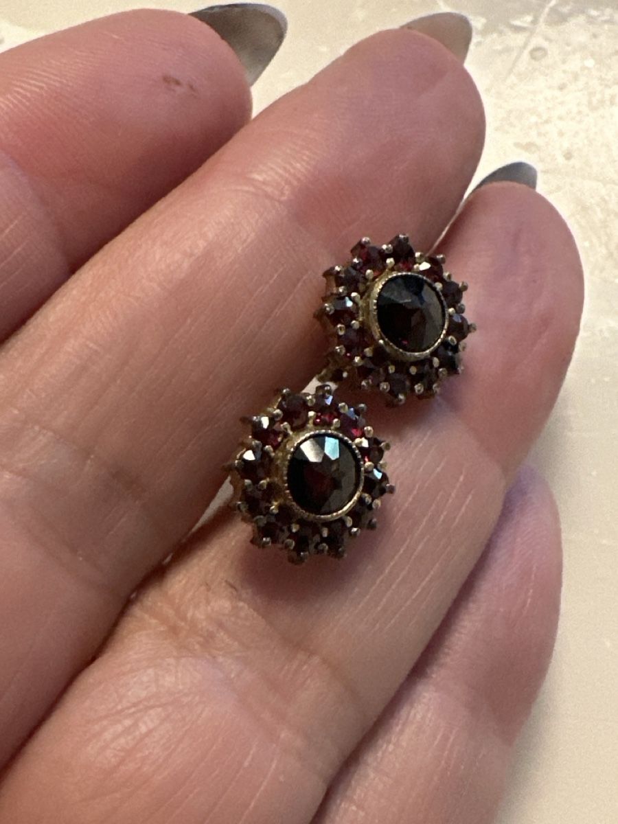 Orecchini pendenti & Orecchini a lobo: GRANATES boucles d'oreilles vintage – Usato da Montreux venduto da Pipo7878