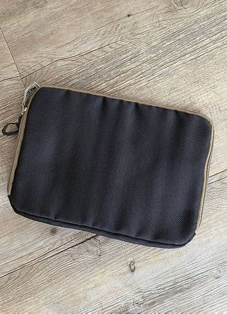 Reiseunterlagen-Tasche
