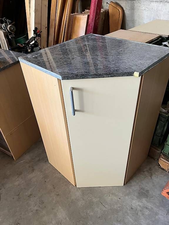 Cucine complete: Eckküchenmöbel mit Rondelle – Usato da Hohenrain venduto da maloo62
