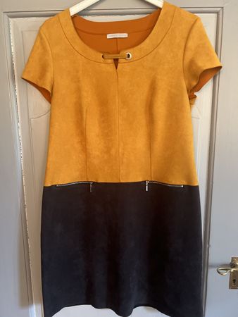1 robe Thierry Armand taille 44 français jaune/noir photos