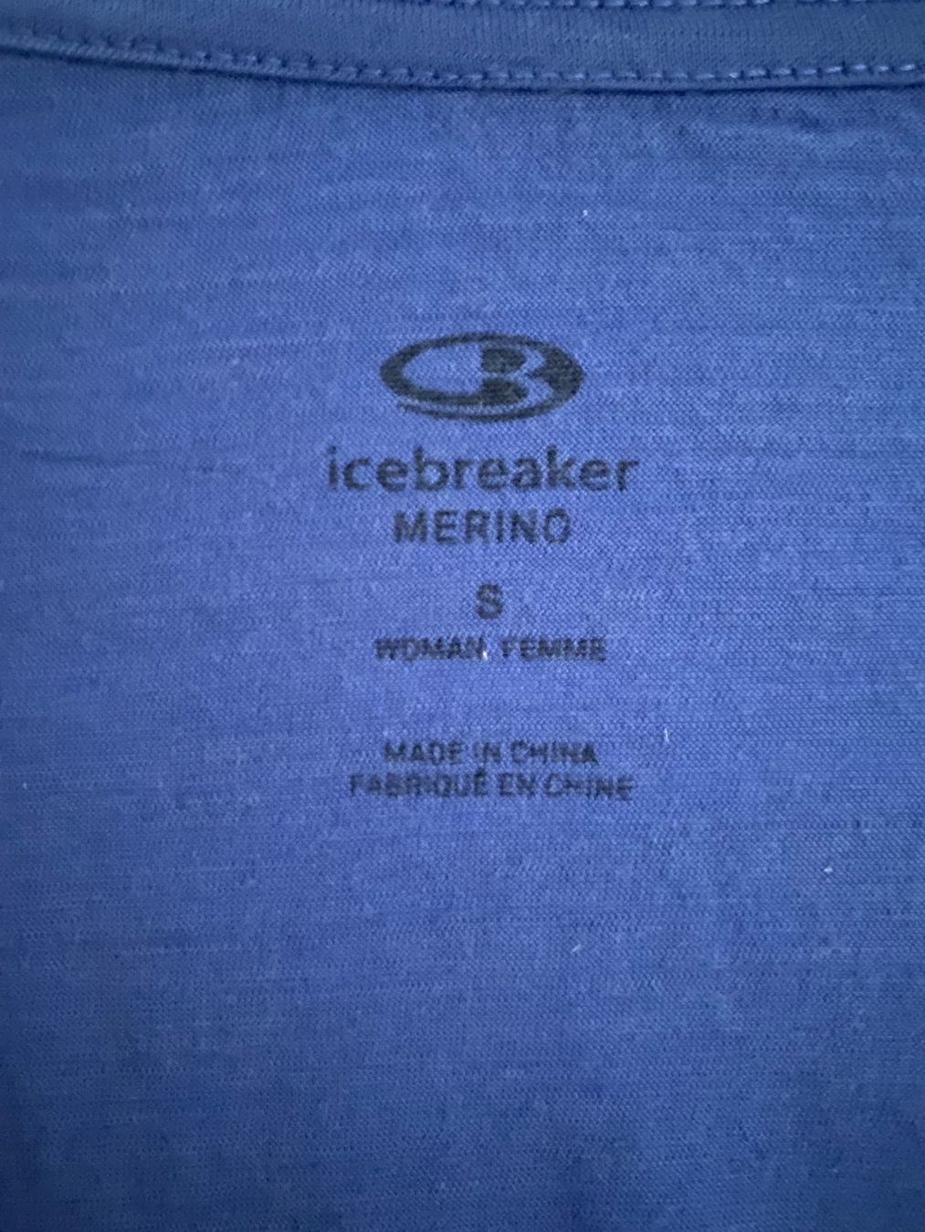 Icebreaker T-shirts: ICEBREAKER Shirt Gr. S – D'occasion à Würenlingen par lori59 1