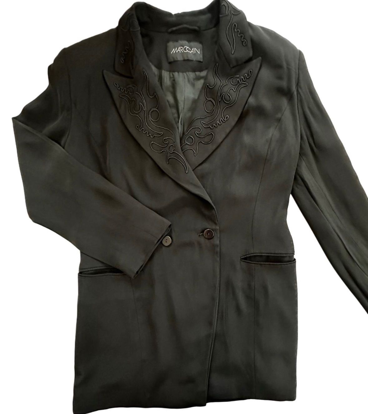 Marc Cain Giacche: Marc Cain Blazer Damen 36/38 – Usato da Liestal venduto da Ballybs