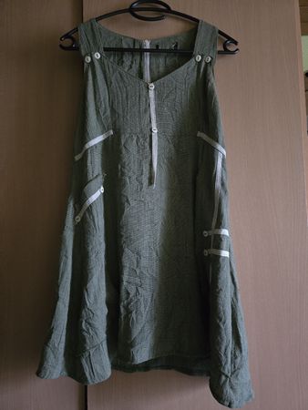 Tunique en lin, taille M, kaki