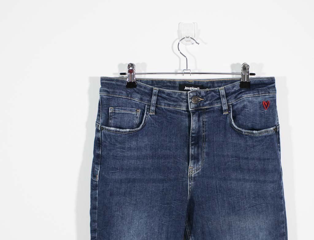 Desigual Jeans: Desigual Jeans Gr. 42 – Gebraucht aus Belp von caramel-secondhand 1