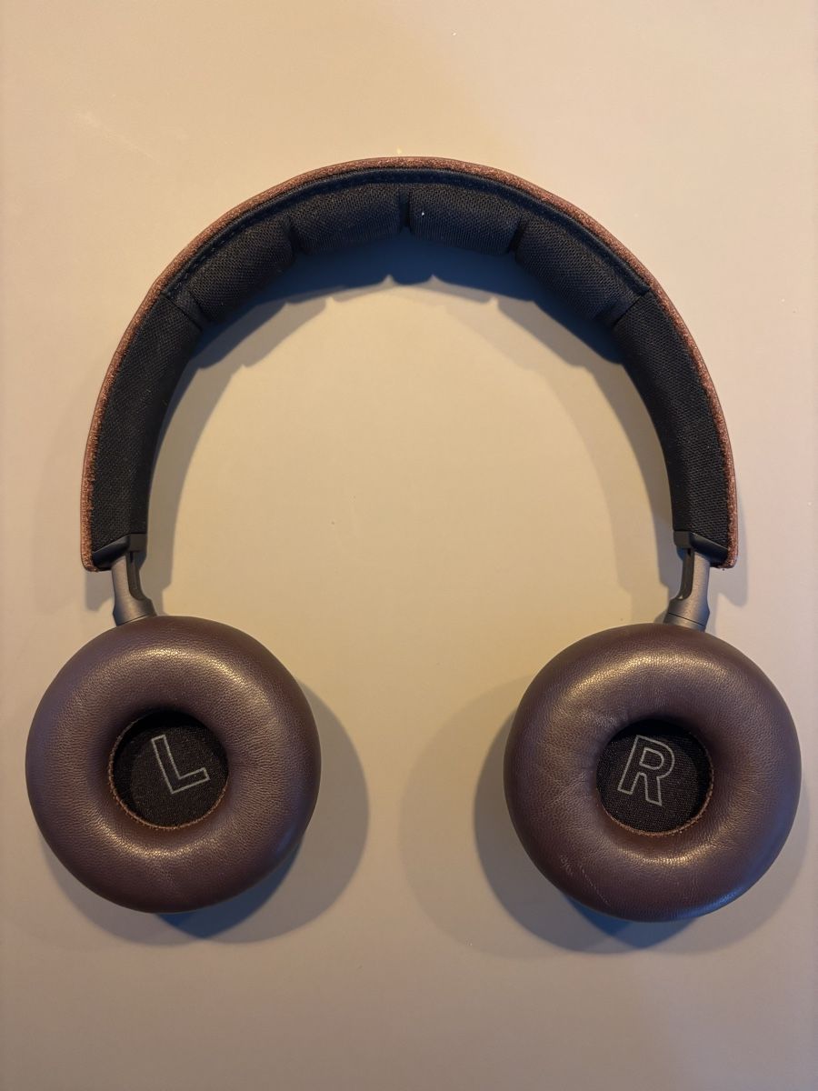 Bang & Olufsen Cuffie: Bang & Olufsen Beoplay H8 Bluetooth ANC Kopfhörer – Usato da Geroldswil venduto da ele_7hkp 2