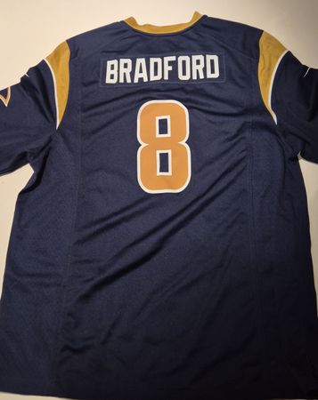 Bradford Football Trikot #8 - Perfekt für jeden Fan!