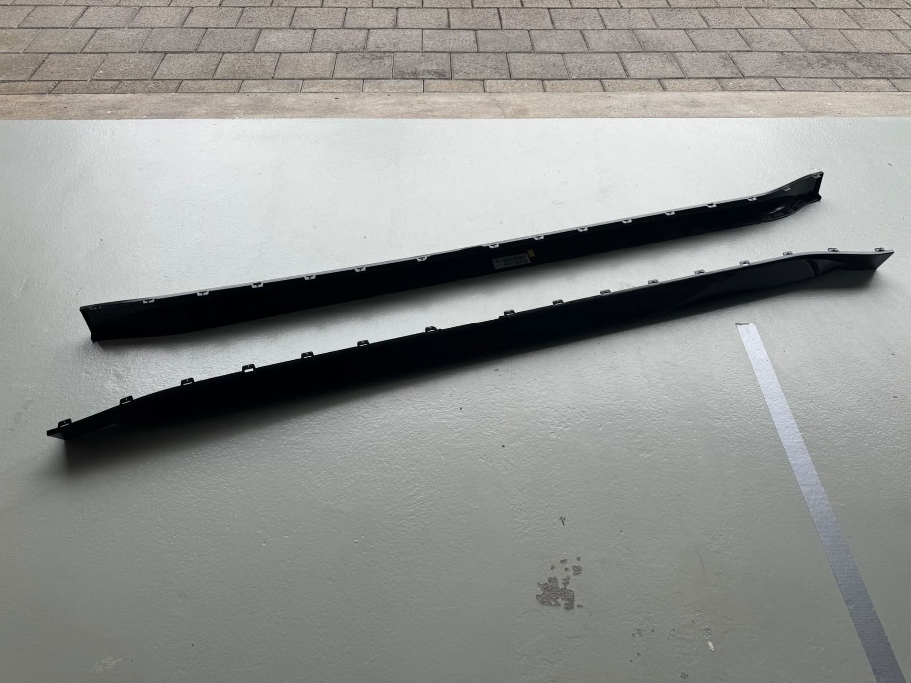 BMW Tutti pezzi di ricambio auto: BMW M3 G80 Seitenschweller – Usato da Matzingen venduto da cocco05