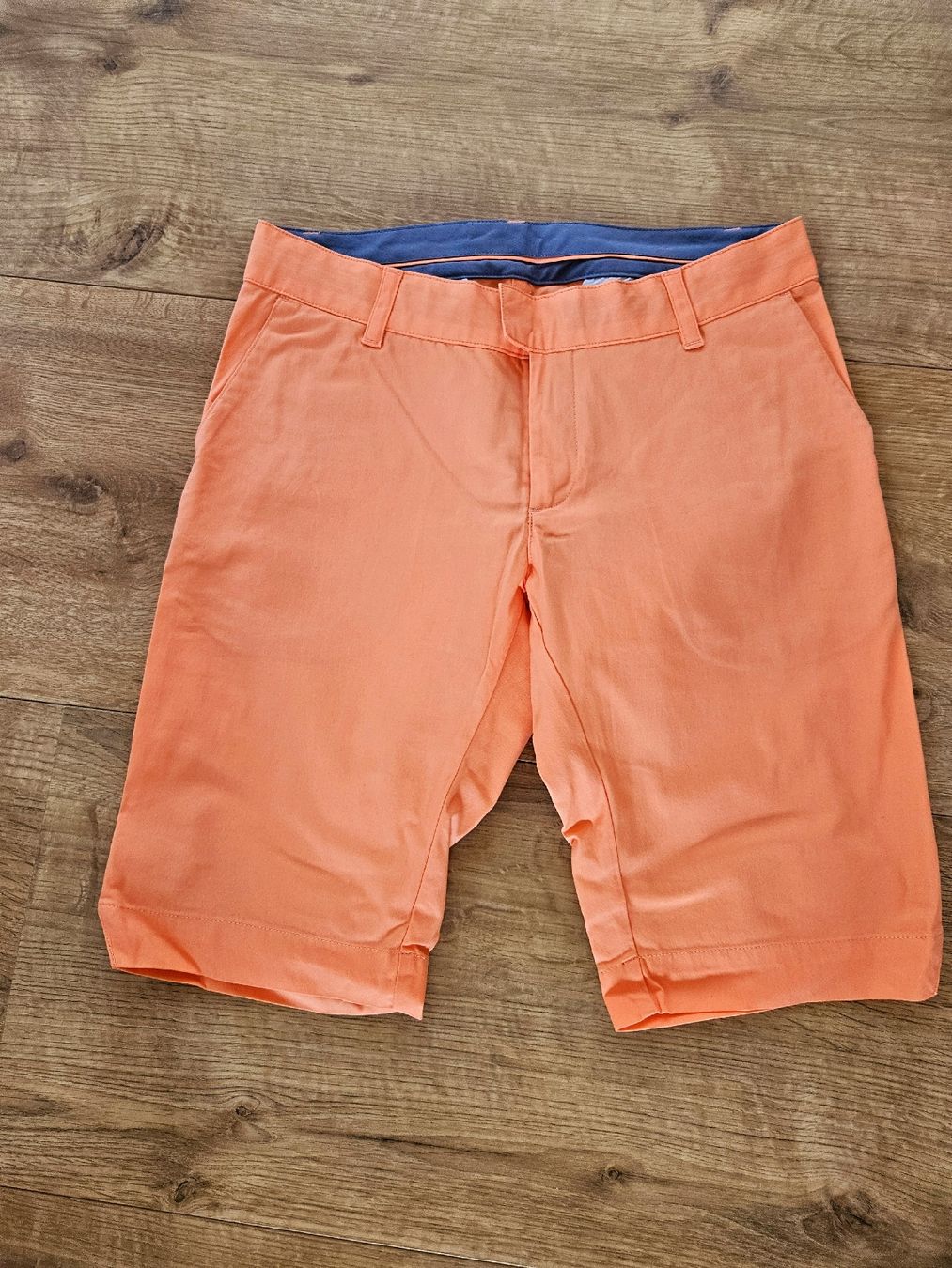 Peak Performance Pantaloni: Shorts von Peak Performance Gr. 26 – Nuovo (secondo la descrizione) da Rhäzüns venduto da inf_rcj7