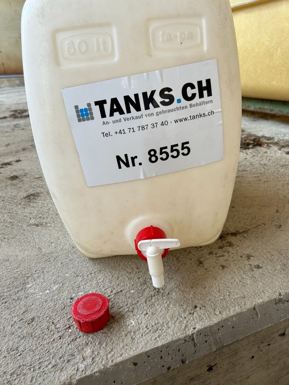 Accessori: Getränkefass 60 Liter – Usato da Appenzell venduto da OcclineGmbH 1