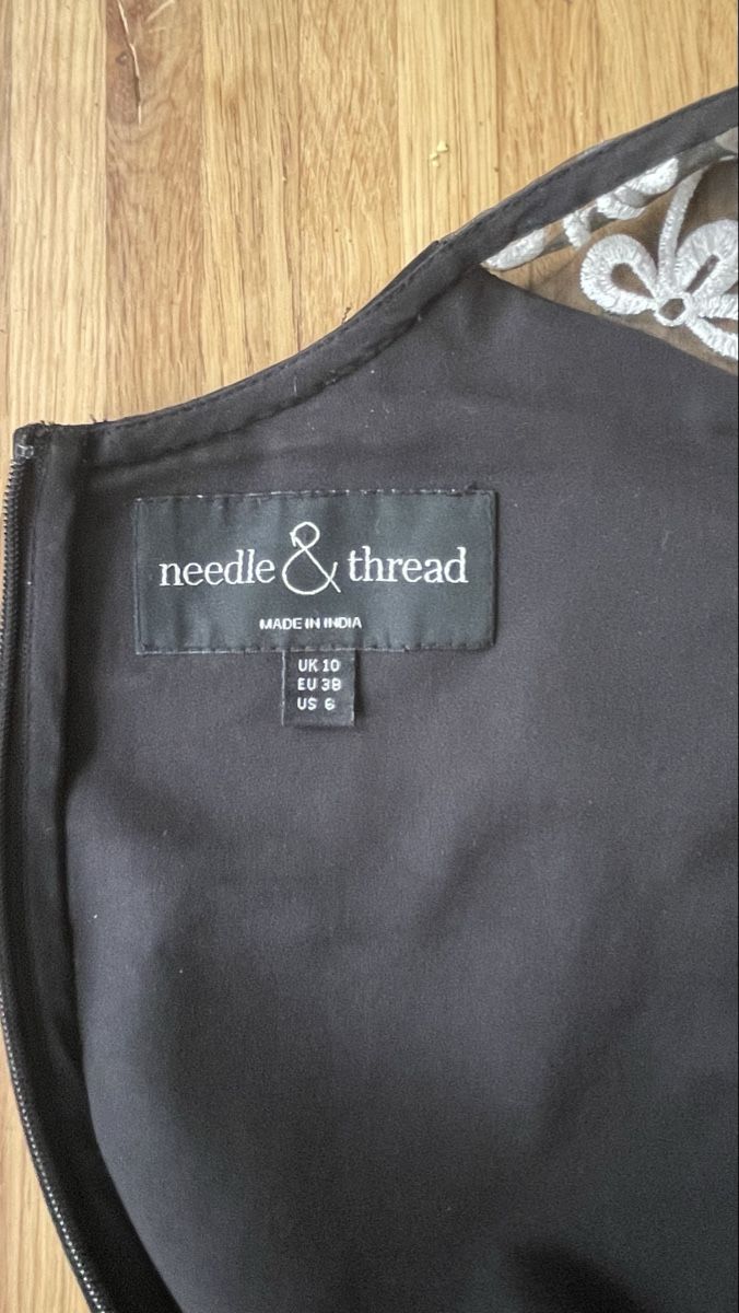Vestiti: Robe noire évasée,  Needle and Thread, taille 38 – Nuovo (secondo la descrizione) da Troinex venduto da nadinebmichaelson 2