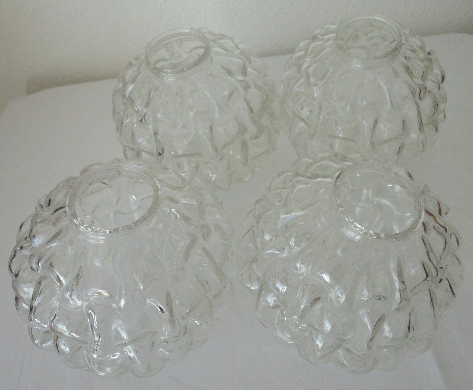 Lampes: Vintage Deckenlampe;Holzstab/4Glaskugeln+Metallbaldachin70er – D'occasion à zürich par parts5060 3