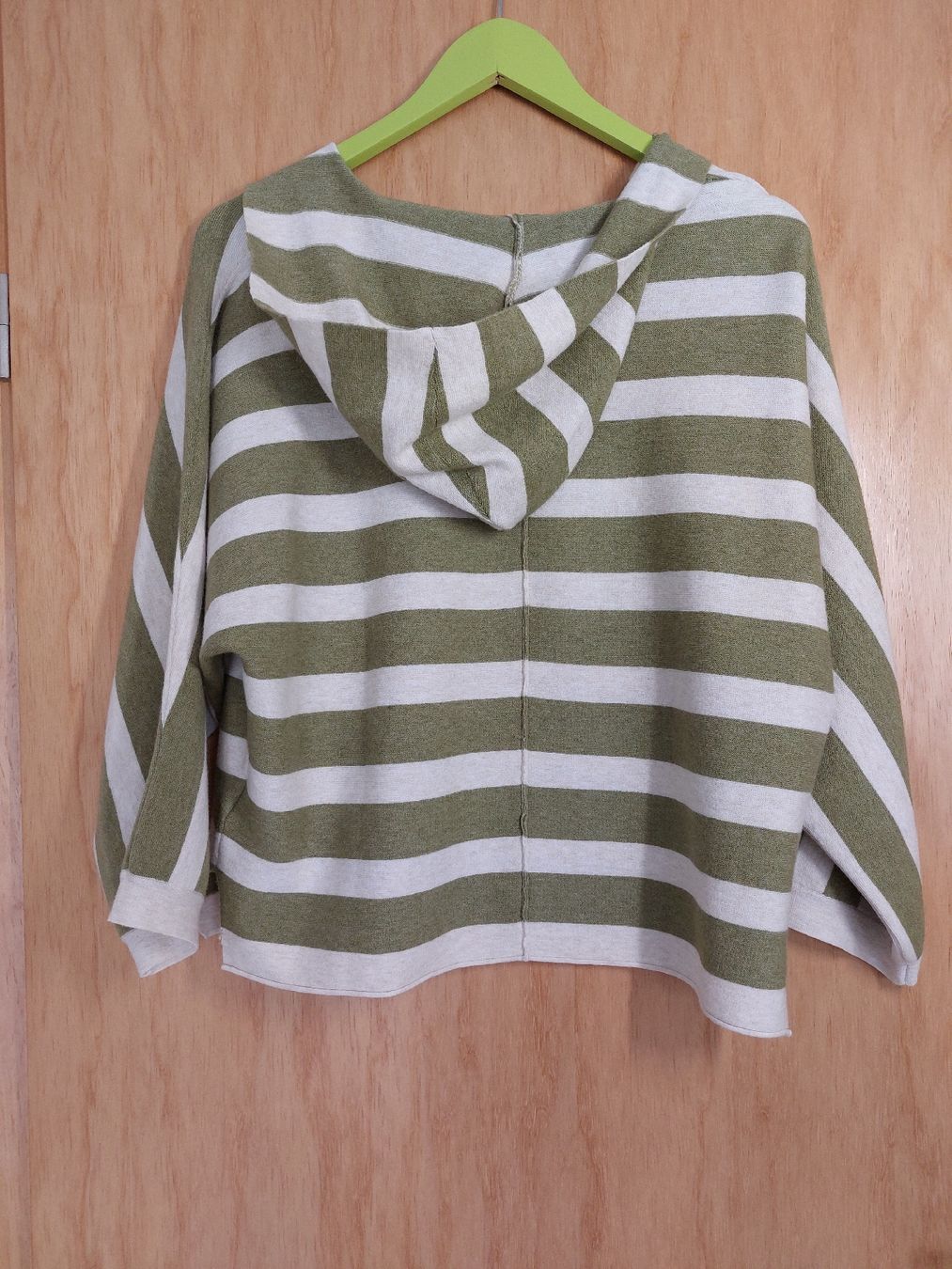 Tom Tailor Maglioni & Felpe: Tom Tailor Kapuzenpullover Gr. S – Usato da Schmitten FR venduto da ReniStern 1