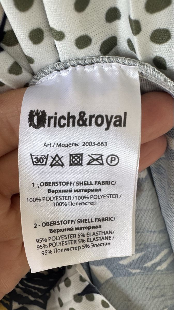 Rich & Royal Kleider: Kleid rich & royal Punkte/Muster Grösse M – Gebraucht aus Fislisbach von Stella_85 3