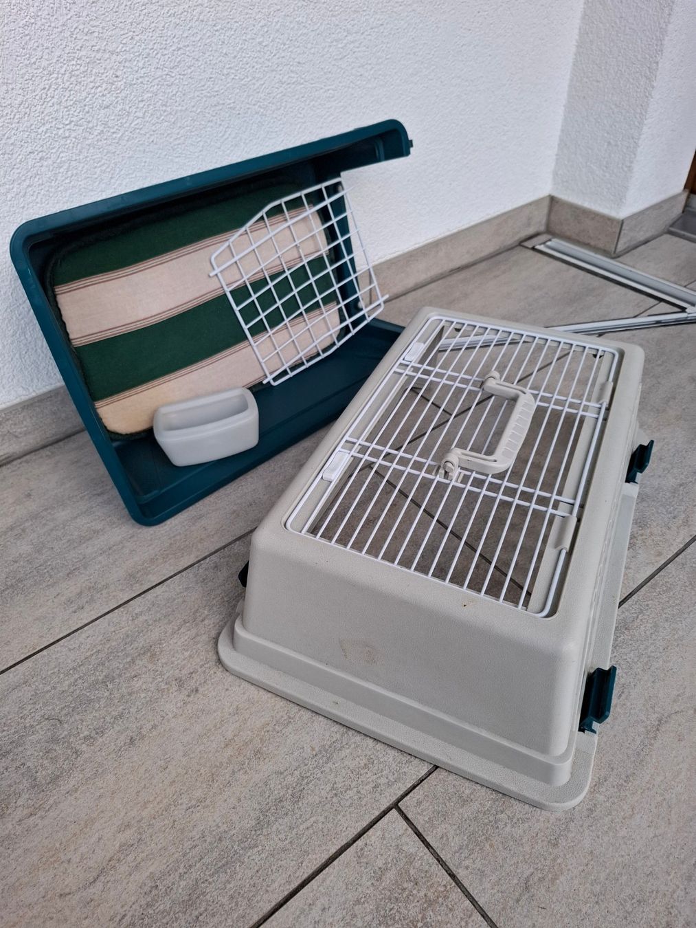 Gabbie, trasporto & Sicurezza: Katzen Transportbox, Tierbox, Tiertransportbox – Usato da Eschlikon venduto da Timotwo 2