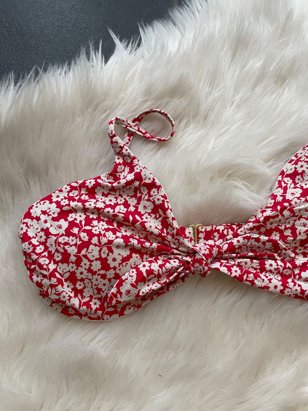 Costumi da bagno & Bikini: Roter Sommer Bikini mit Blumenmuster, Grösse S – Usato da Dübendorf venduto da ja-m 1
