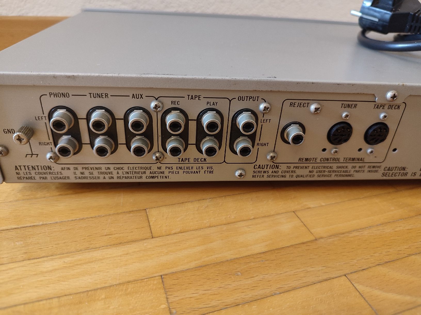 JVC Lettore multimediale & Streamer: JVC RM-505 ALL-SYSTEM CONTROL UNIT CENTRAL CONTROLLER  – Usato da Bougy-Villars venduto da Vogue 6