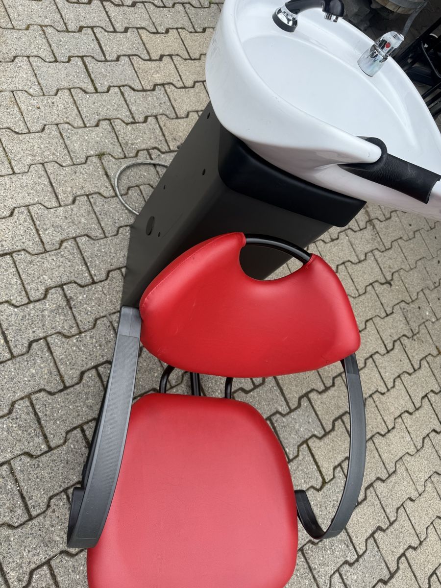 Lavabi & lavandini: Coiffeur Waschstation  – Usato da Horriwil venduto da Carrera68 2