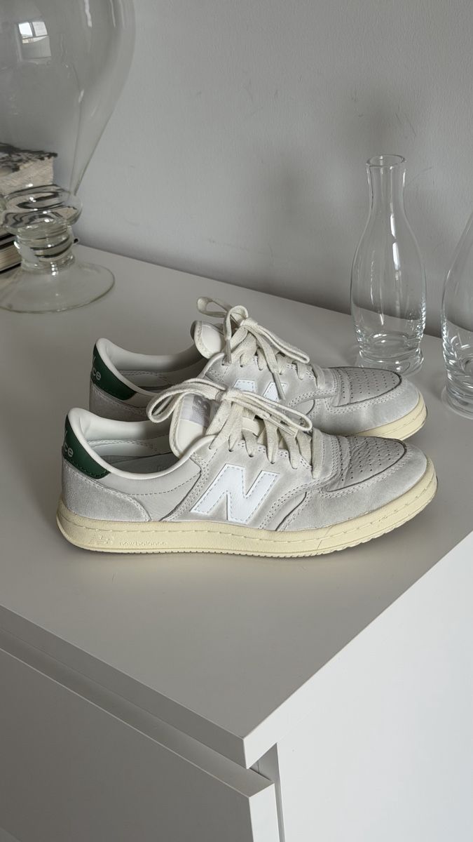 New Balance Scarpe da uomo: New Balance sneakers – Nuovo (secondo la descrizione) da Paradiso venduto da viorea