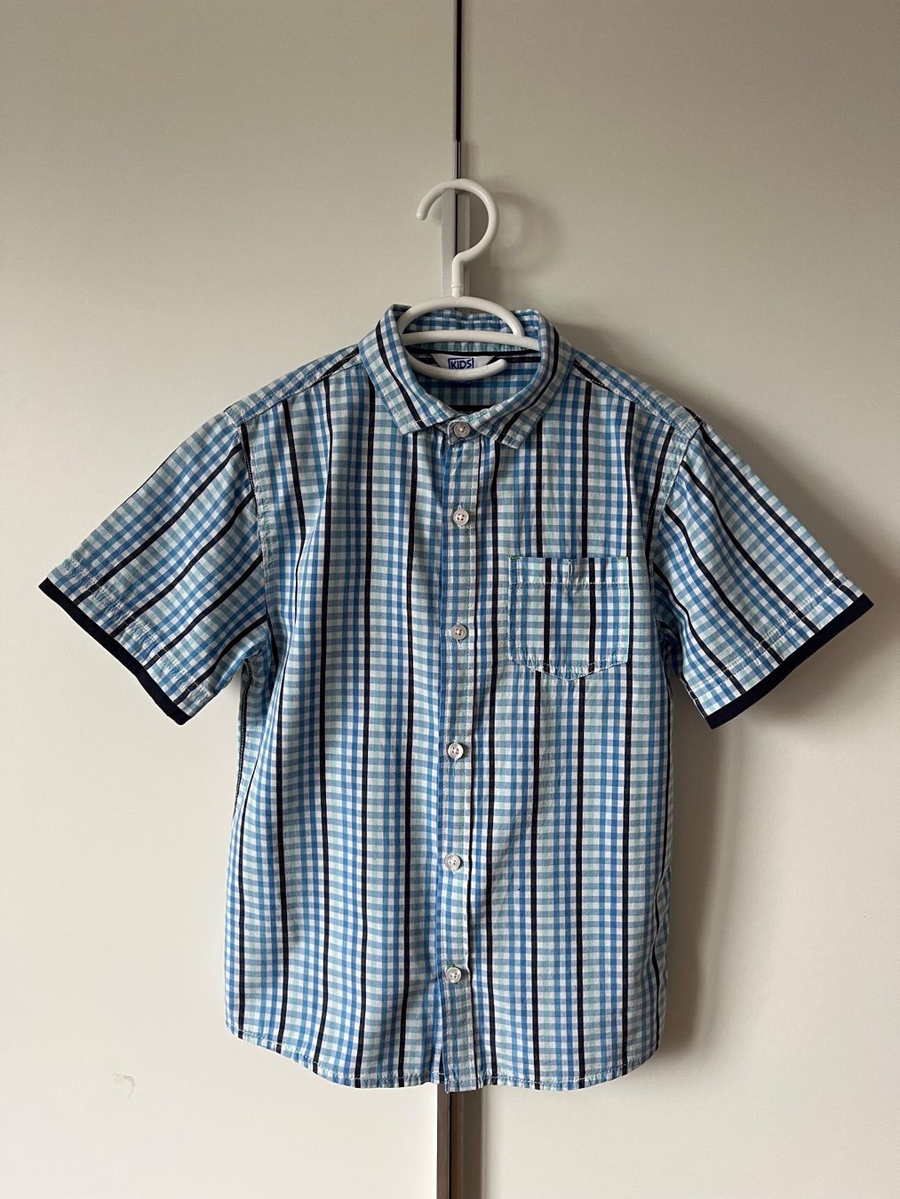 Camicie, T-shirt & Polo: Kurzarmhemd 140 – Usato da Lengnau BE venduto da Rubin27