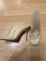 Transparente Absatzschuhe