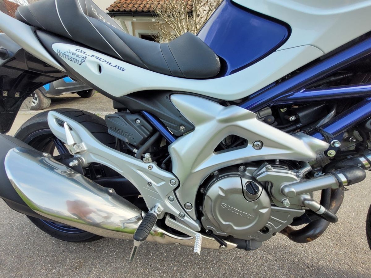 Strada: Suzuki Gladius SFV650A , ab MFK! – Usato da Tuggen venduto da pfeuti01 3