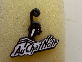 PIN'S - AU CHAT NOIR