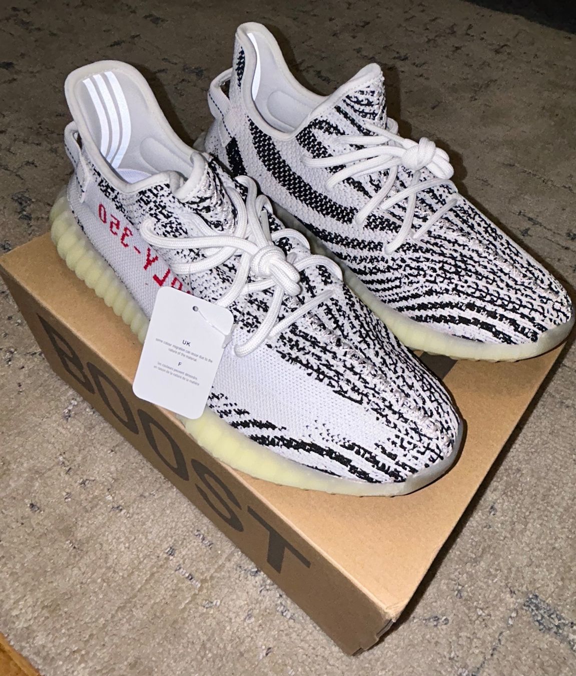 Scarpe da uomo: Yeezy Boost 350 V2 Zebra – Usato da Zürich venduto da DekOandCo 1
