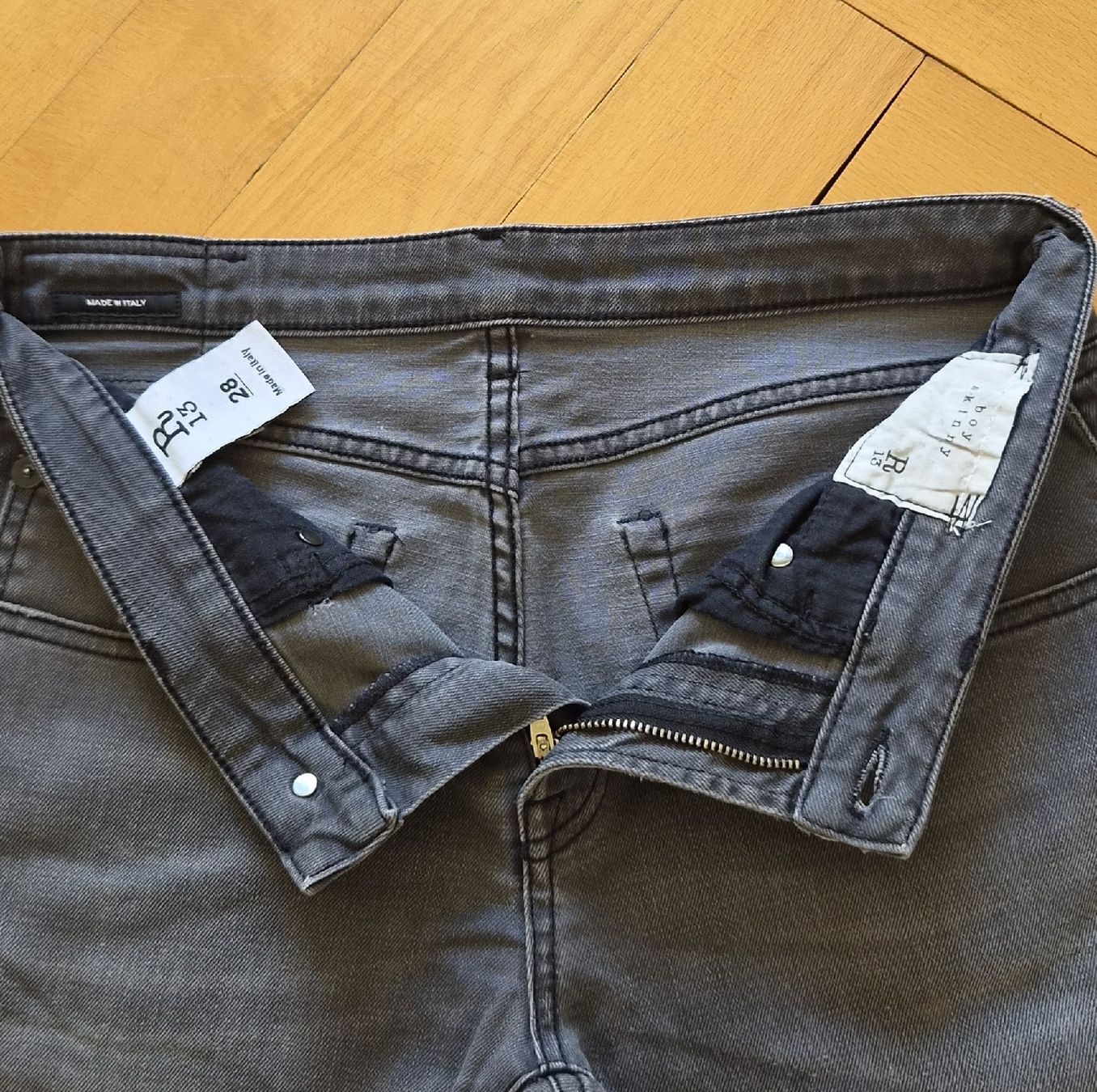 Jeans: R13 - jean slim ankle – Usato da La Chaux-de-Fonds venduto da VenexiaStevenson 3