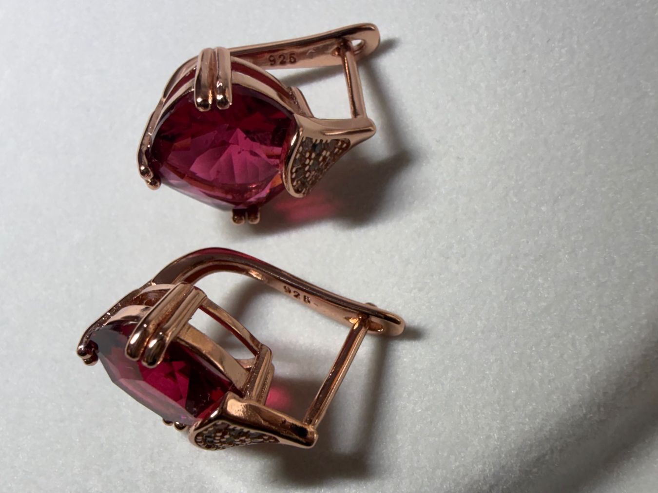 Altri gioielli: Ensemble de bijoux en plaqué or rose – Nuovo e nell'imballaggio originale da St-Maurice venduto da Sandrinette123 2