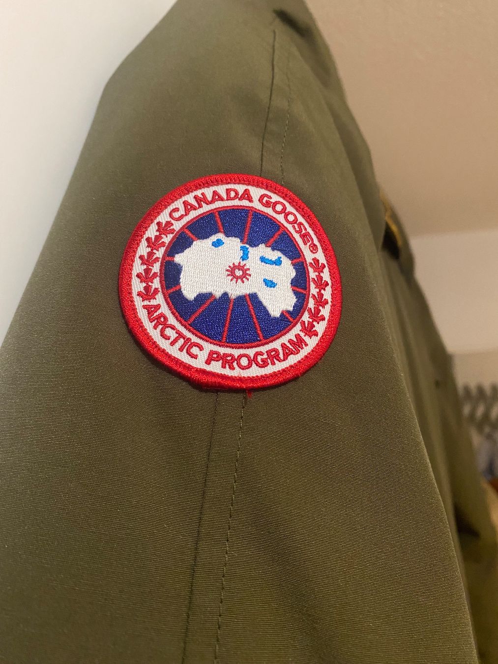 Canada Goose Jacken: Canada Goose Jacke S olivegreen – Neu (gemäss Beschreibung) aus Steinhausen von JasminHon 2