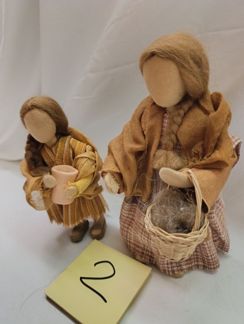 Statuette: Schwarzenberger Krippenfiguren 2 Mädchen  – Nuovo (secondo la descrizione) da Oberarth venduto da sil_9dfs 2