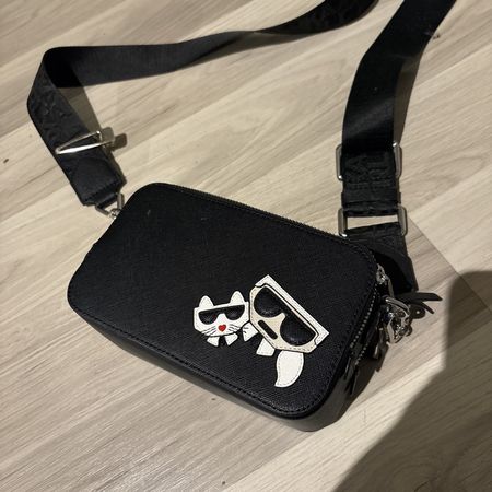 Tasche schwarz Karl Lagerfeld Katze Motiv guter Zustand