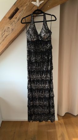 Abendkleid schwarz mit Pailletten , neu!