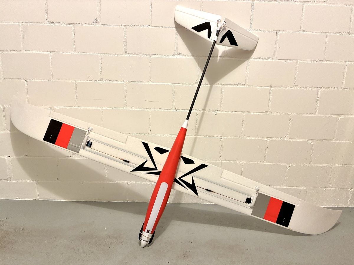 Modellismo RC: Kavan Falke mit 2 LiPo Akkus – Usato da Rüthi (Rheintal) venduto da Mandalorianer