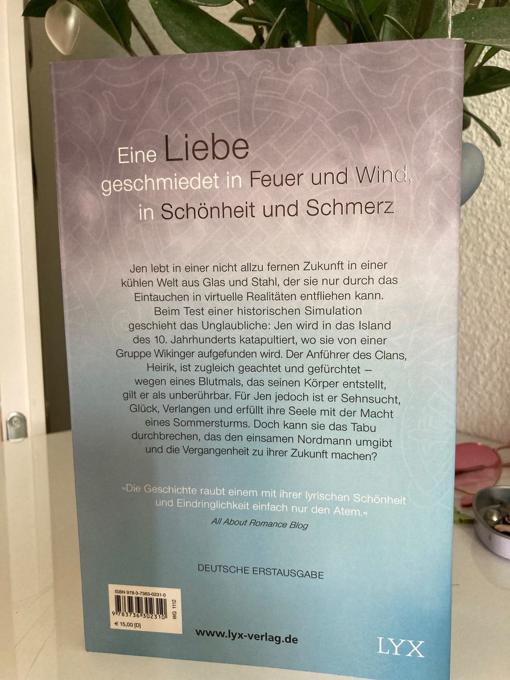 Libri: Feuer und Wind - Larissa Brown NEU – Nuovo (secondo la descrizione) da Frauenfeld venduto da AlphaCentauri_369_ 1
