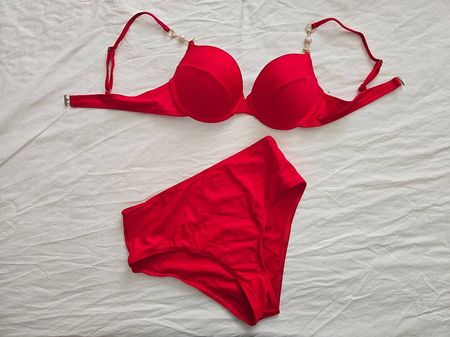 Bikini - couleur rouge