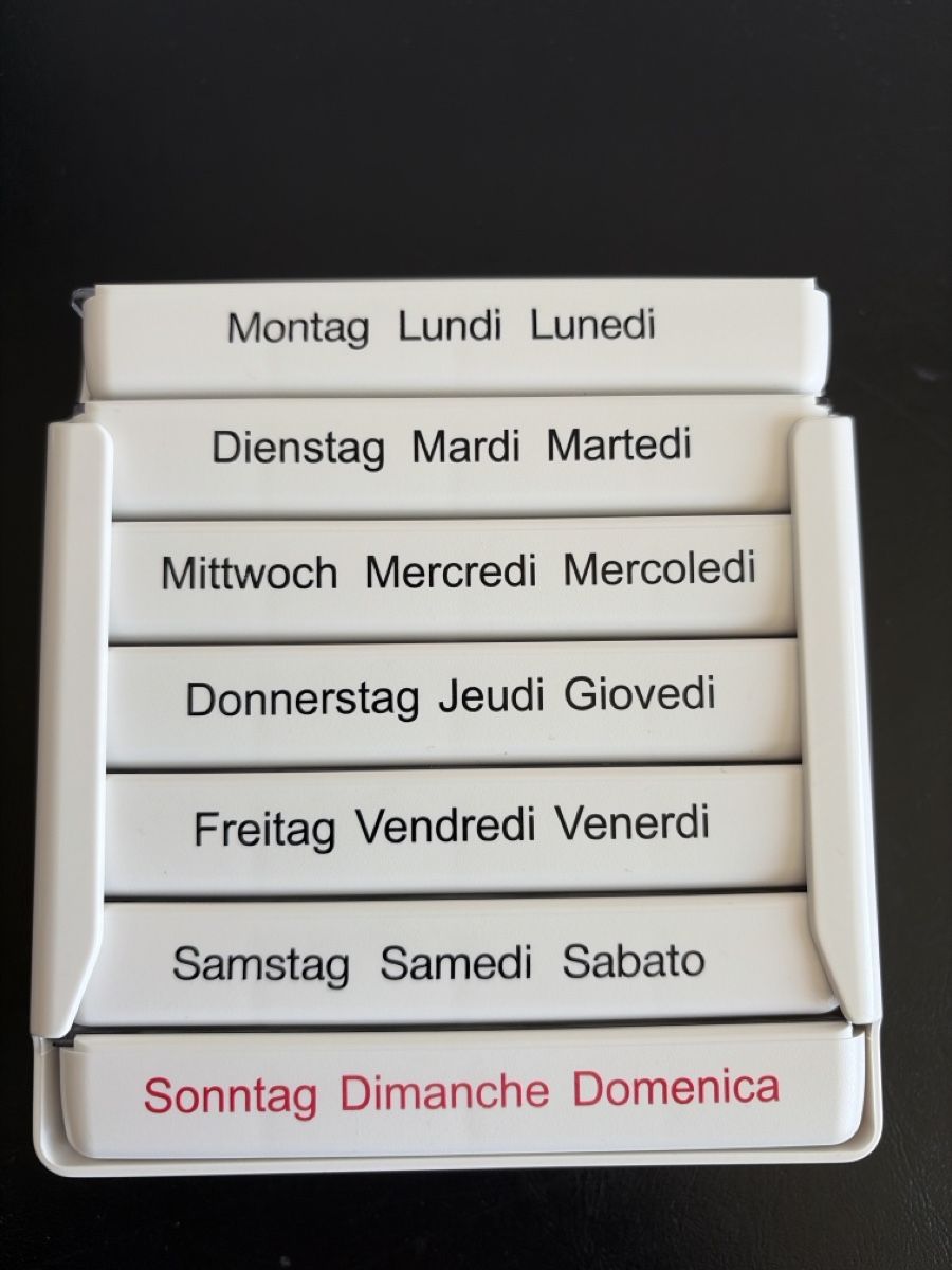 Contenitori & Simili: Medikamenten-Dosier-Set Medi-7 – Usato da Kriens venduto da Lupina13