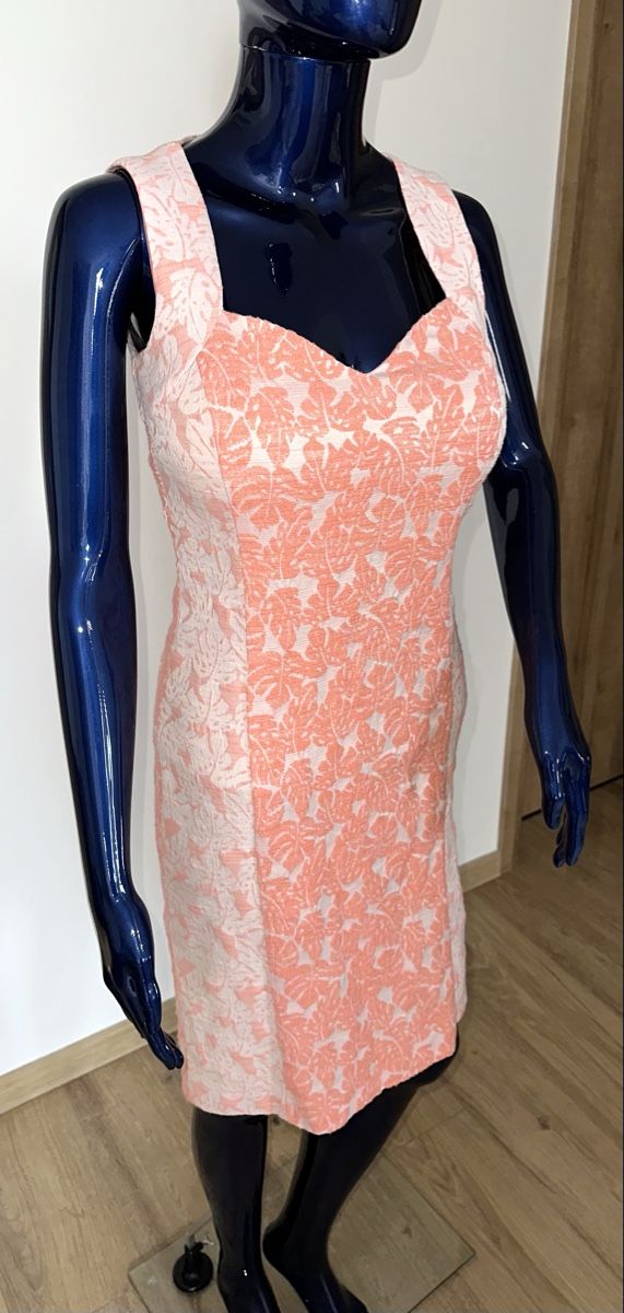Kleider: XANDRES KLEID GR. 34 neuwertig – Neu (gemäss Beschreibung) aus Unteraegeri von MH203 3