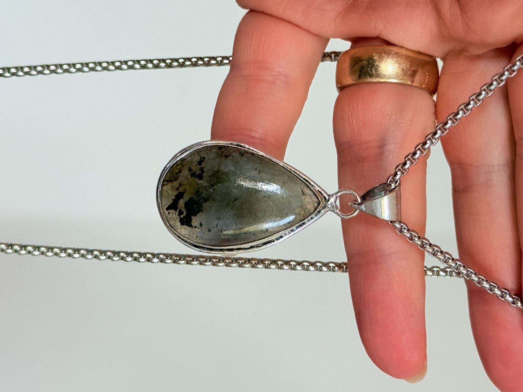 Ketten: Collier avec Labradorite – Neu und originalverpackt aus Genève von AWWA 4