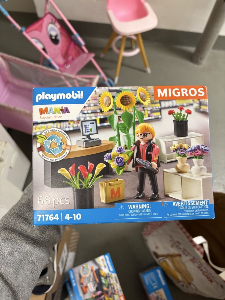Playmobil Giocattoli: Playmobil Mania Migros – Nuovo e nell'imballaggio originale da Spreitenbach venduto da Armadio_Draghetti