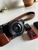 Sony A6000, inklusive Objektiv (16-55 OSS)
