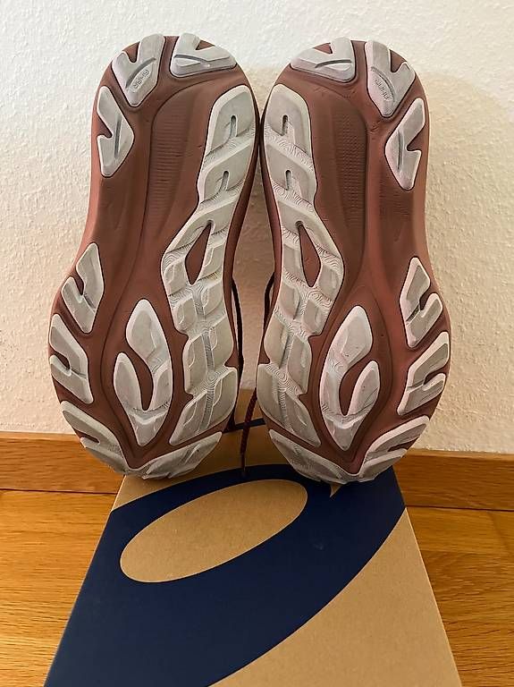 Asics Scarpe da donna: ASICS GT-2000 14 TR Lady – Usato da Küssnacht am Rigi venduto da Amskle 3