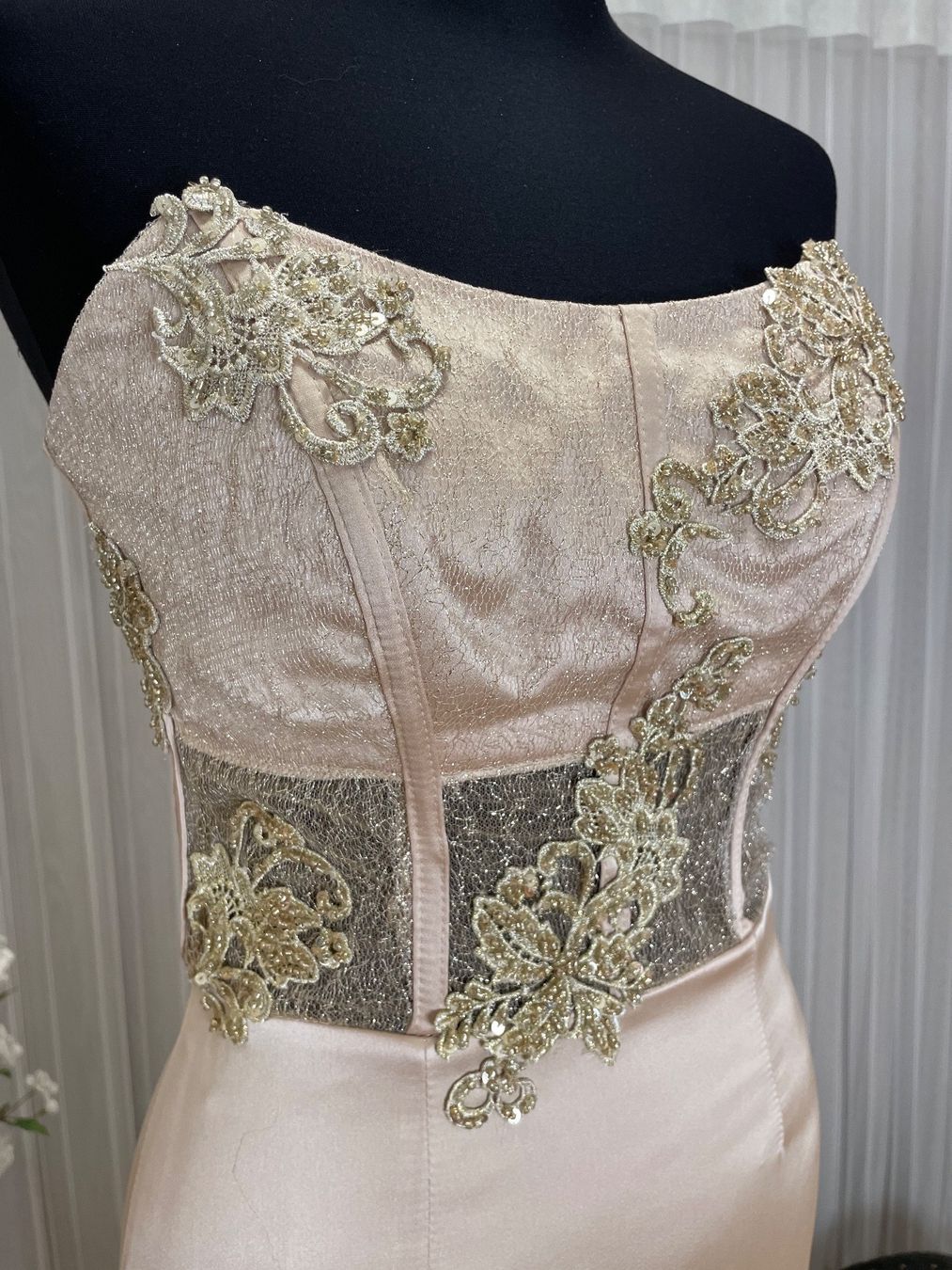 Vestiti: Abendkleid – Nuovo (secondo la descrizione) da Oberglatt ZH venduto da Azurra 4