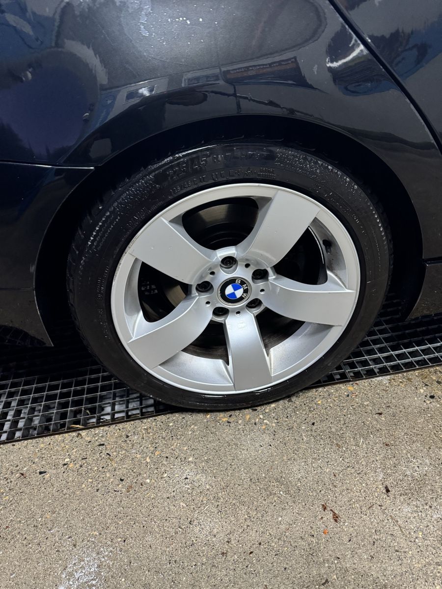 BMW Autos: Bmw320i – Défectueux à Boudry par sel_7jqz 2