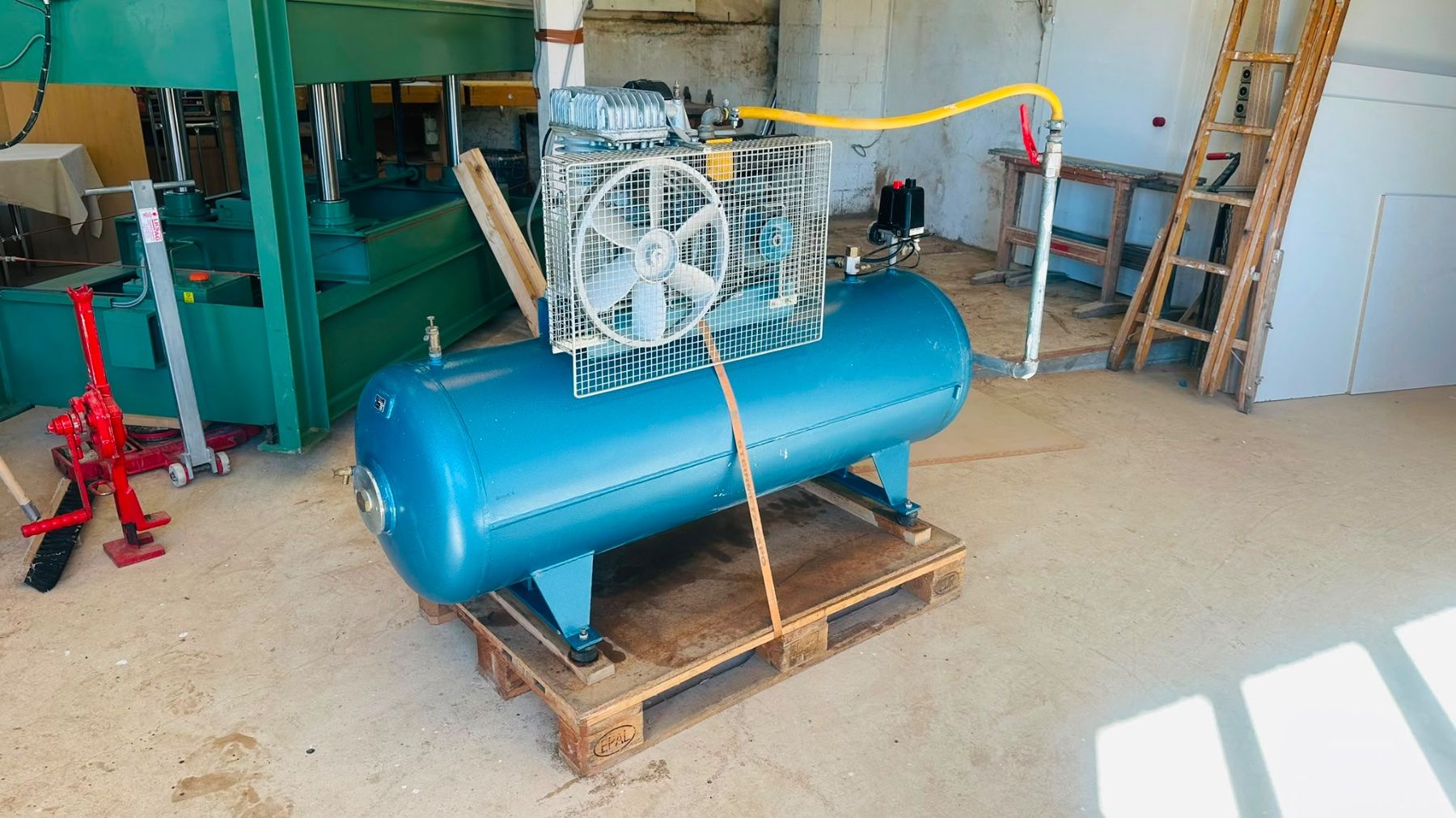 Compressori: Lufkompressor – Usato da Volketswil venduto da ars_sjh2 5